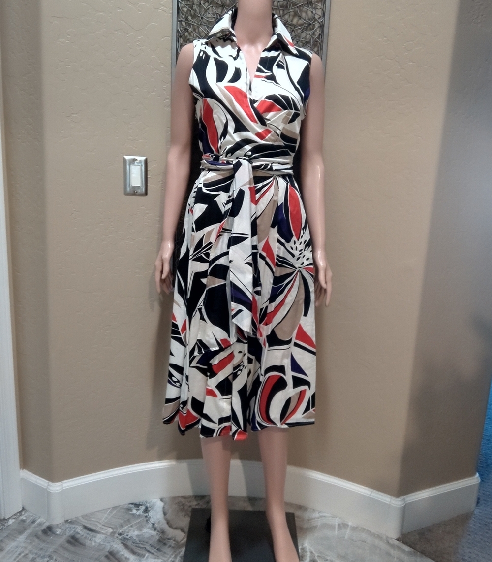 Kenneth Cole Reaction Sleeveless Collared Midi Dress in Black, White & Red
